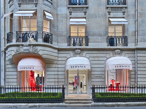 Versace store in paris